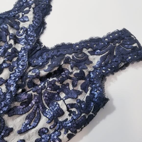 Tadashi Shoji Lace Tulle Sequins Mermaid Gown Long Dress with Belt - Picture 4 of 12